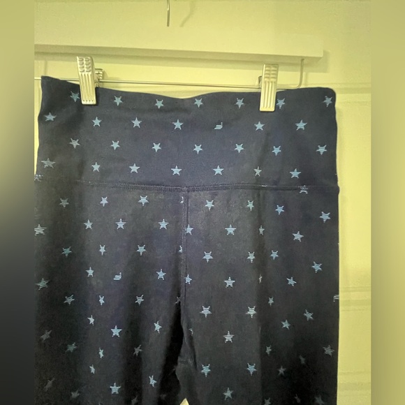 Fabletics Ultracool Liberty Star Leggings in EUC - Picture 2 of 9